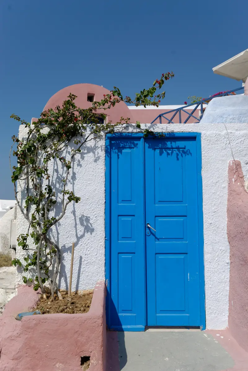 Naoussa Alleyway
