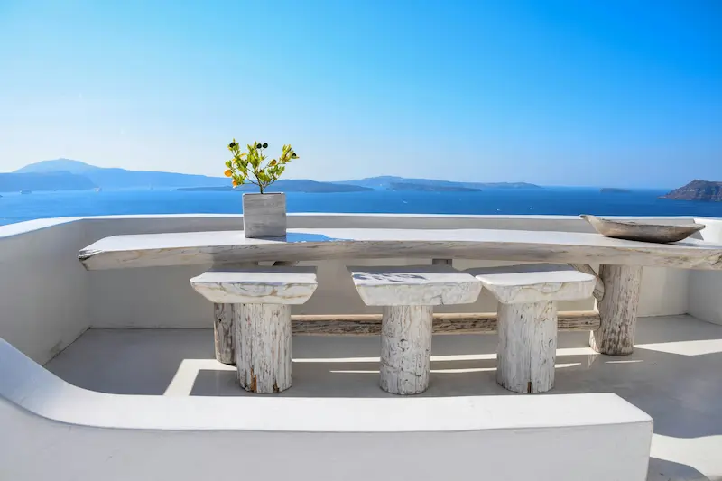 Minimalist architecture in Paros